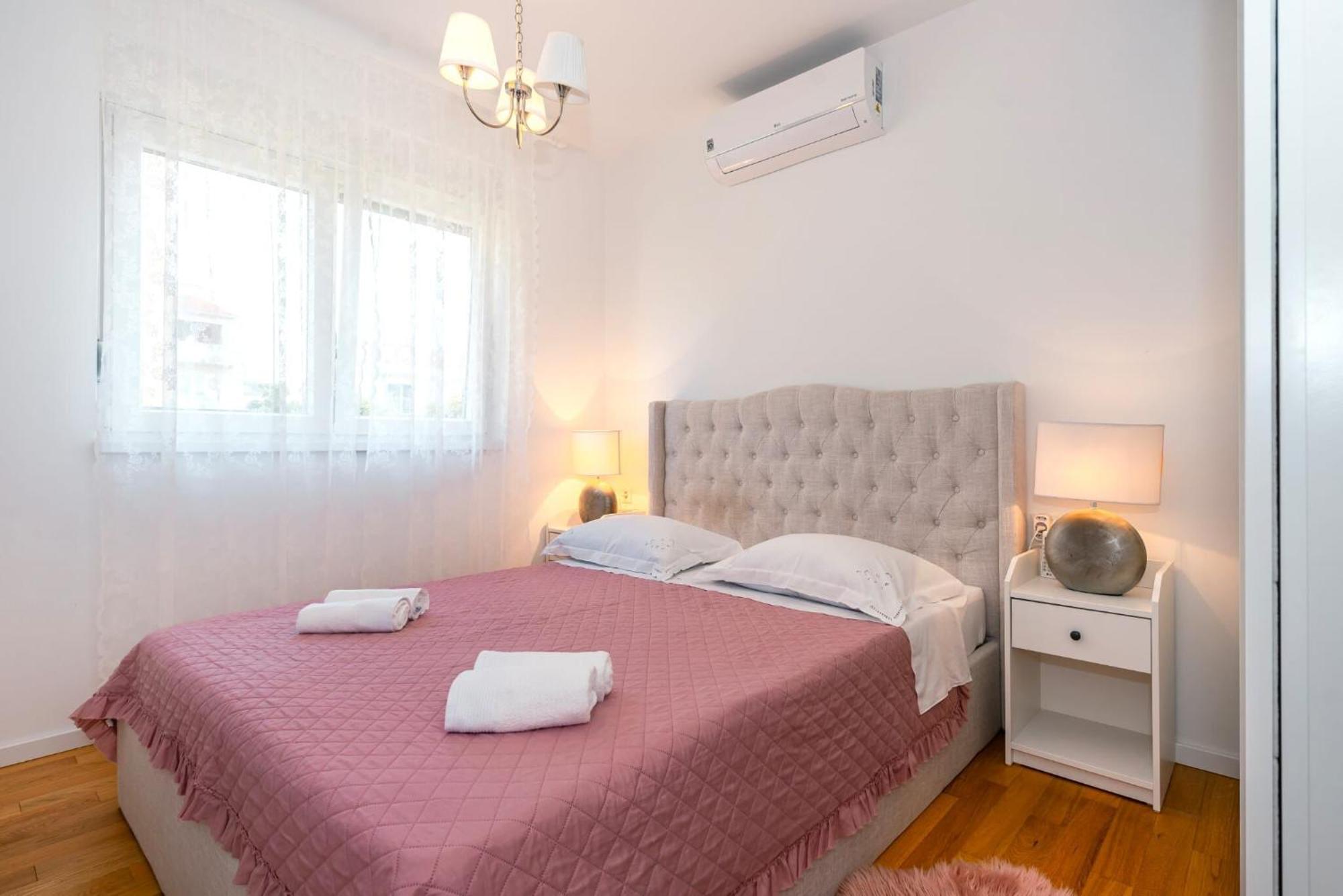Apartment Apartman Mia 브로다리카 외부 사진