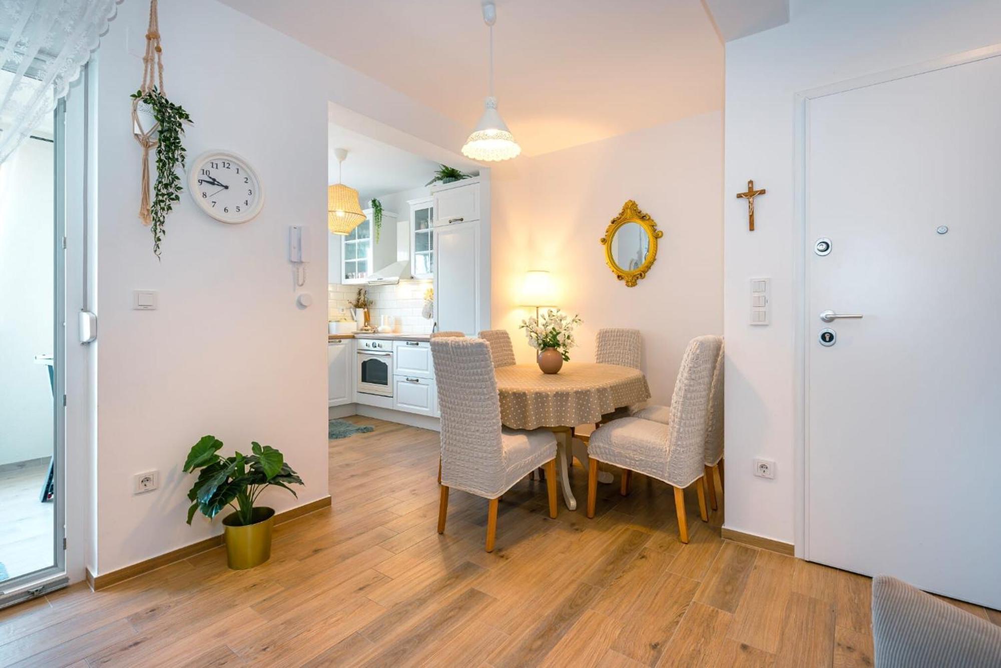 Apartment Apartman Mia 브로다리카 외부 사진