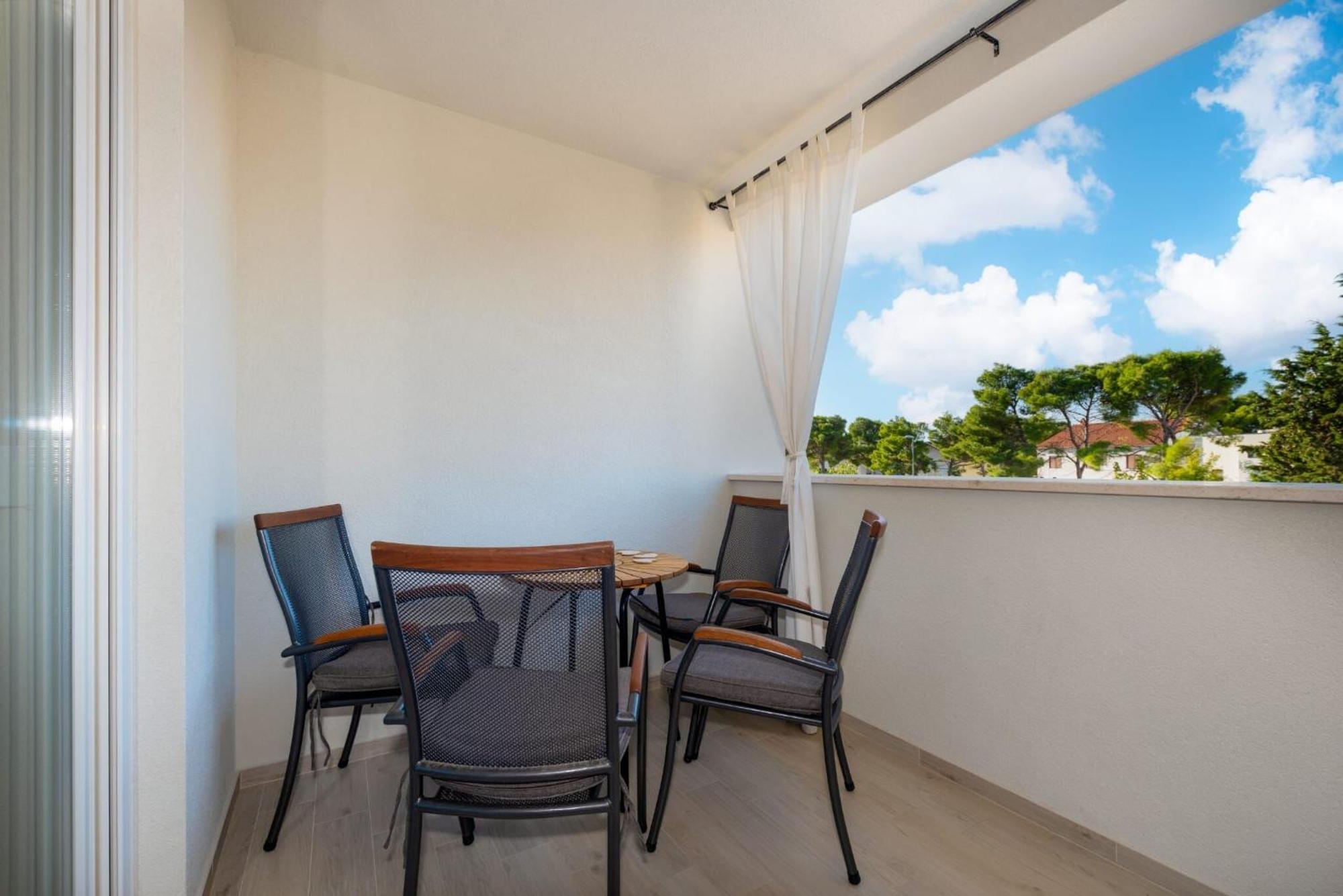 Apartment Apartman Mia 브로다리카 외부 사진