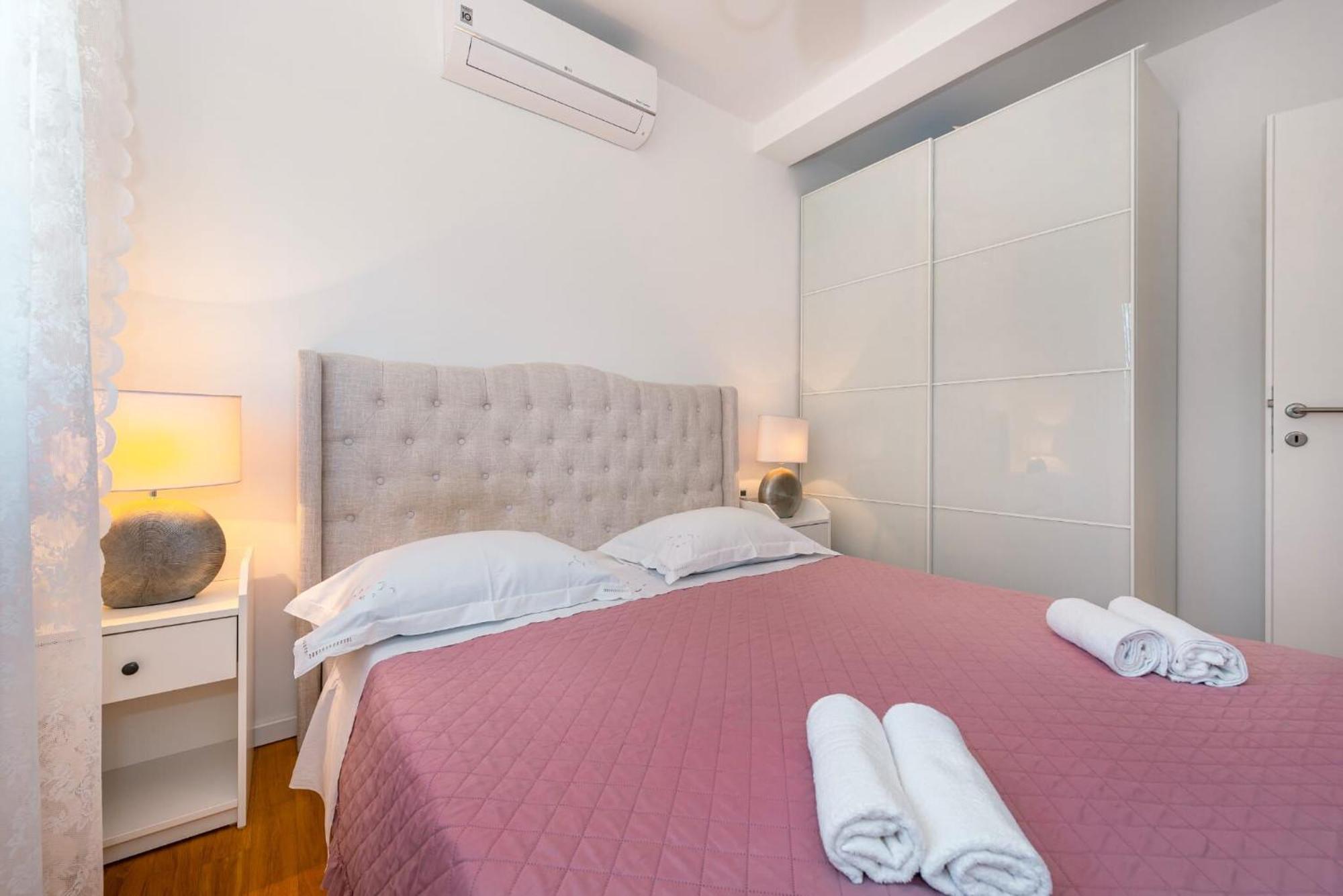 Apartment Apartman Mia 브로다리카 외부 사진