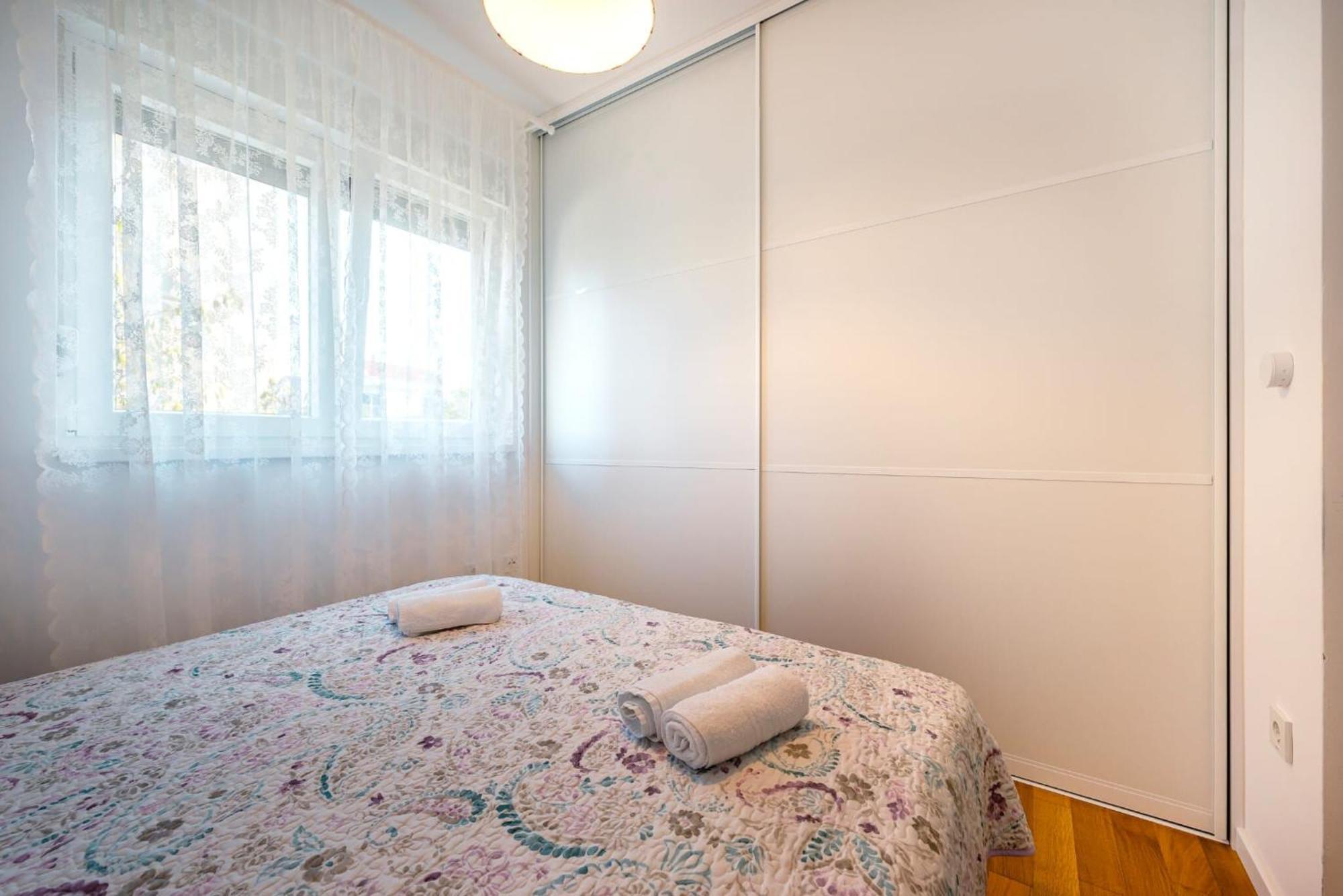 Apartment Apartman Mia 브로다리카 외부 사진