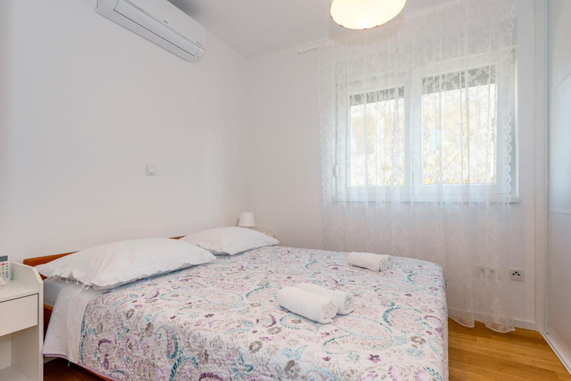 Apartment Apartman Mia 브로다리카 외부 사진